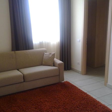 Residence Belmare Rimini Bagian luar foto