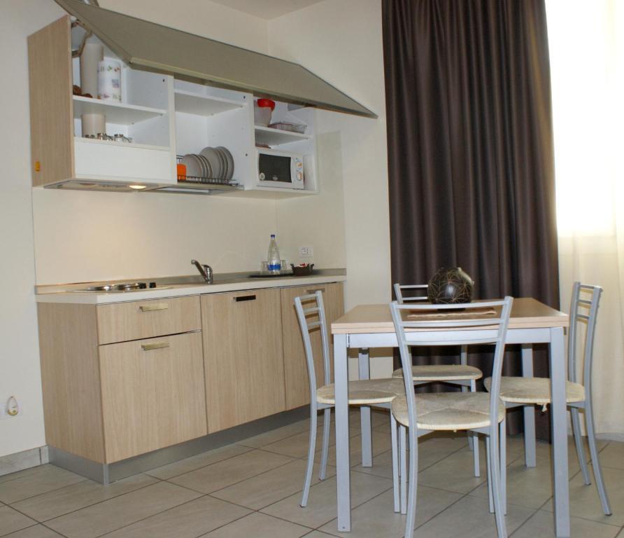 Residence Belmare Rimini Ruang foto